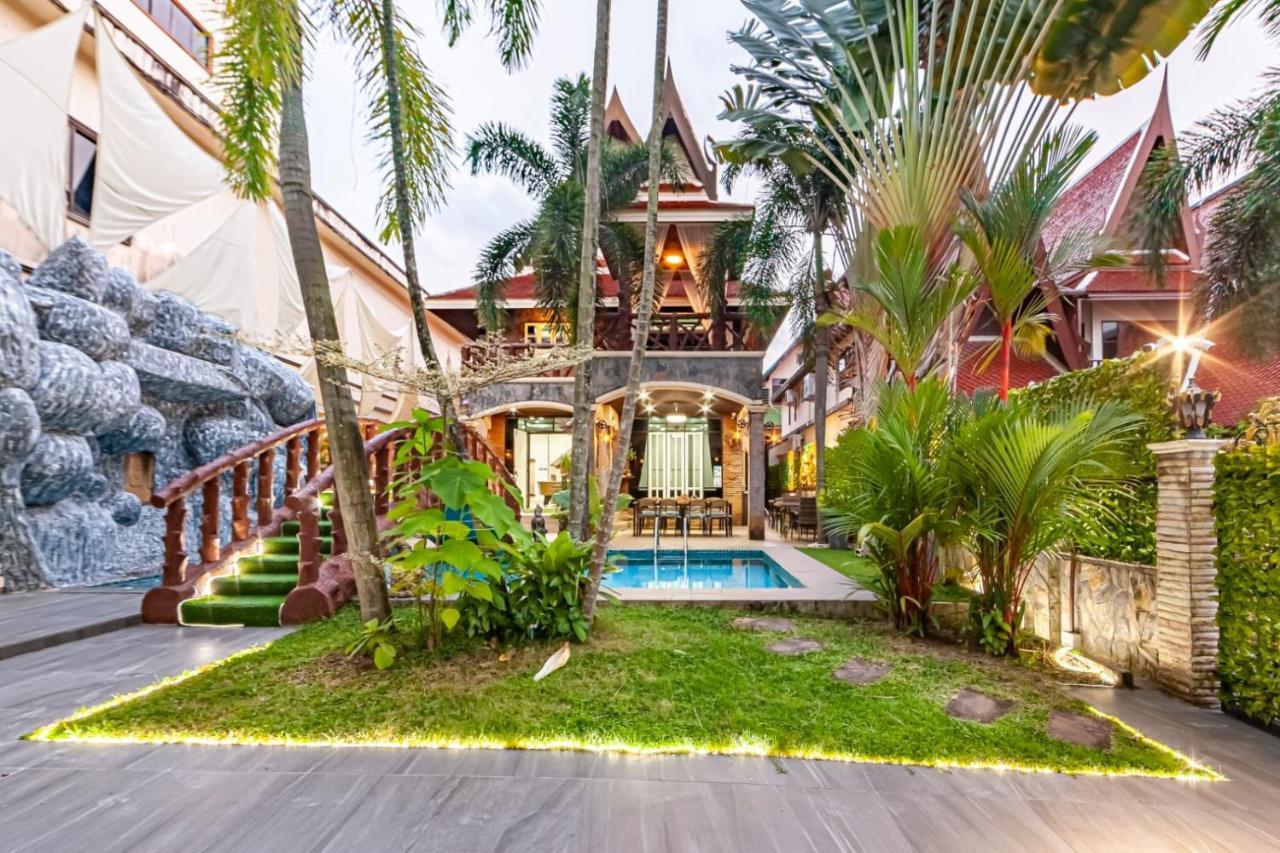 Villa Cologne​ @Nanai Villa Patong Exteriör bild
