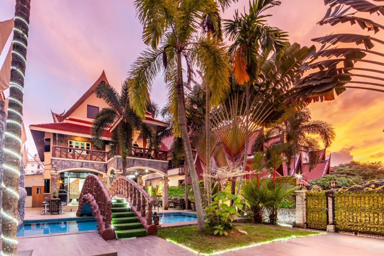 Villa Cologne​ @Nanai Villa Patong Exteriör bild